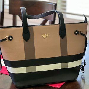 Purse with Accessories